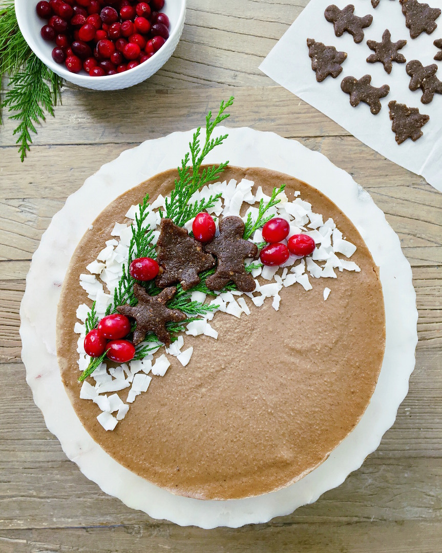 Gingerbread Cheesecake & Cookies (Raw, Vegan) by Plantbased Baker