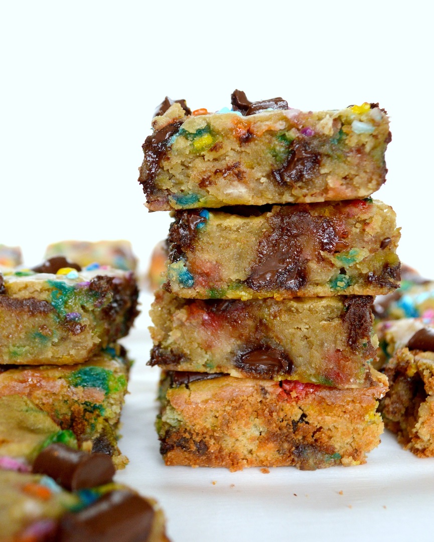 Funfetti  Chocolate  Chunk  Chickpea  Blondies  (Vegan,  Gluten-Free) by Plantbased Baker