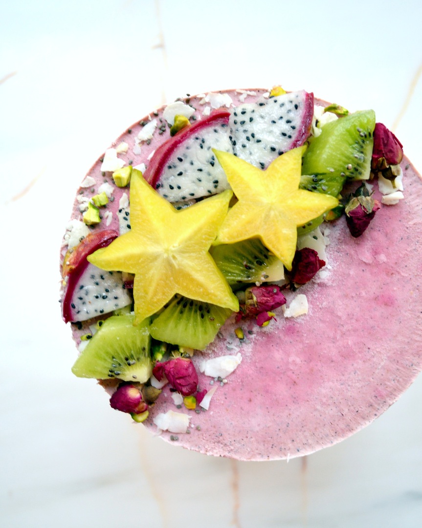 Dragonfruit Kiwi Cheesecake 