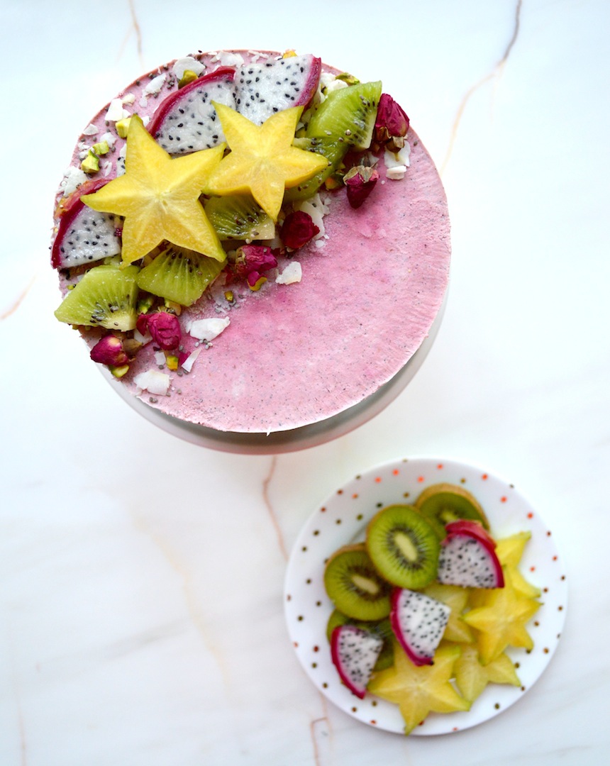 Dragonfruit Kiwi Cheesecake (Raw, Vegan) by Plantbased Baker